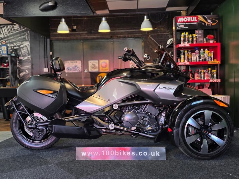 2016 CAN-AM SPYDER F3 1330 ACE 6 SPEED TRIKE 18,000 MILE'S 