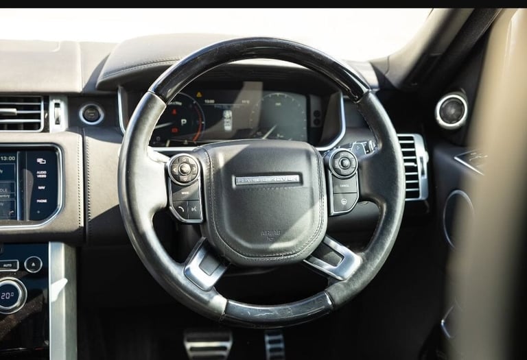 RANGE ROVER VOGUE AUTOBIOGRAPHY 4.4 SDV8 GENUINE OVERFINCH LOW MILES ONE OWNER 