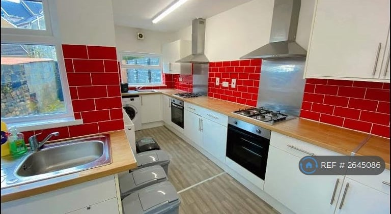 1 bedroom in Bryn Y Mor Crescent, Swansea, SA1 (#2645086)