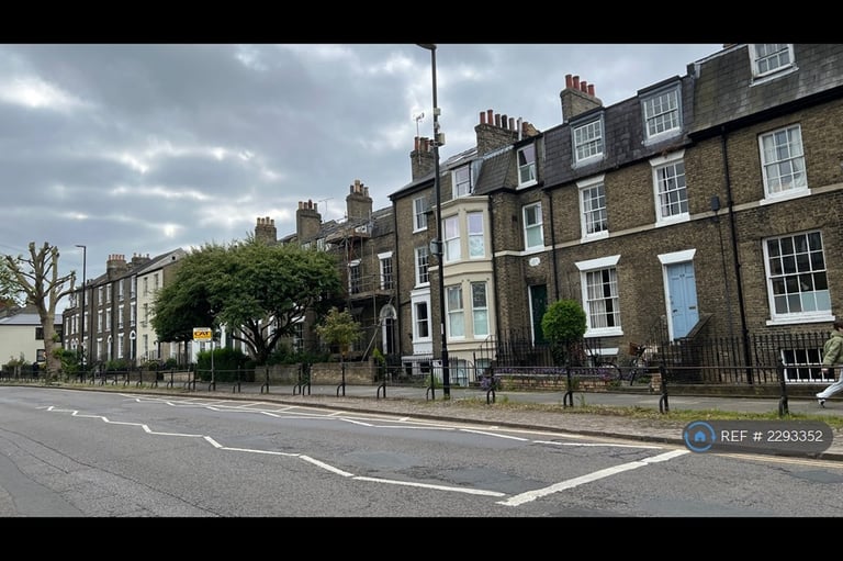 1 bedroom flat in Maids Causeway, Cambridge, CB5 (1 bed) (#2293352)