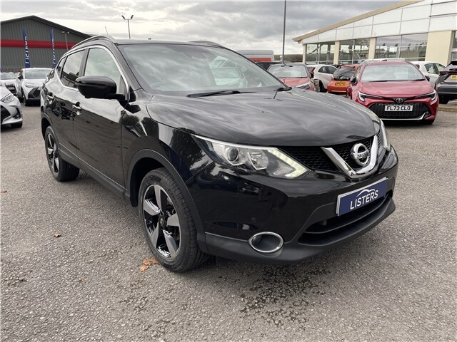 image for 2017 Nissan Qashqai 1.6 DiG-T N-Connecta 5dr Hatchback Petrol Manual