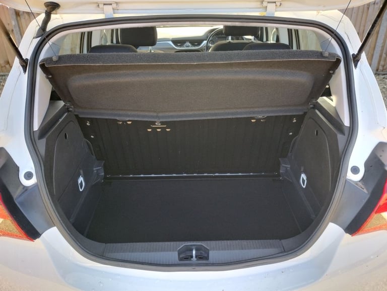 2018 Vauxhall Corsa 1.4i ecoTEC Energy Hatchback 5dr Petrol Manual Euro 6 (75 ps) Hatchback Petro...