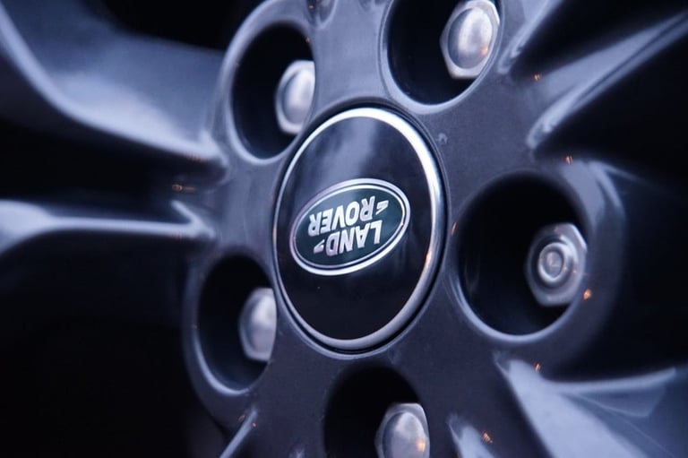 2019 Land Rover Discovery Sport 2.0 TD4 Landmark SUV 5dr Diesel Auto 4WD Euro 6 (s/s) (180 ps) ES...