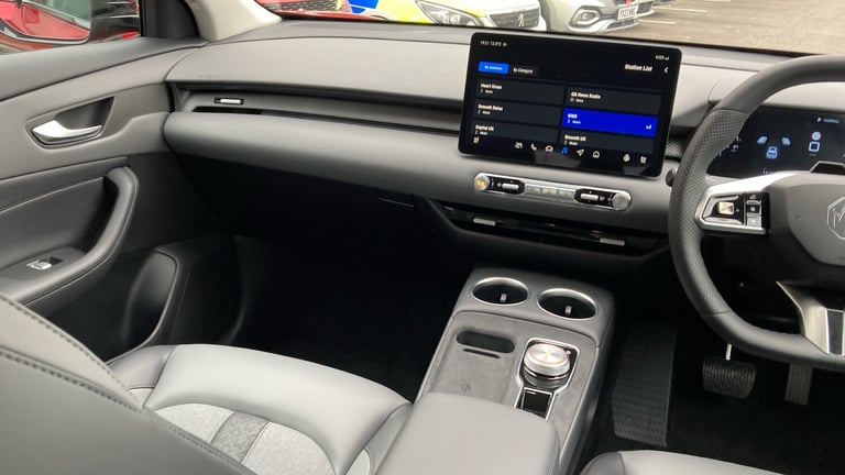 2025 MG MGS5 170kW Trophy EV Long Range 64kWh 5dr Auto Electric Estate Estate Electric Automatic