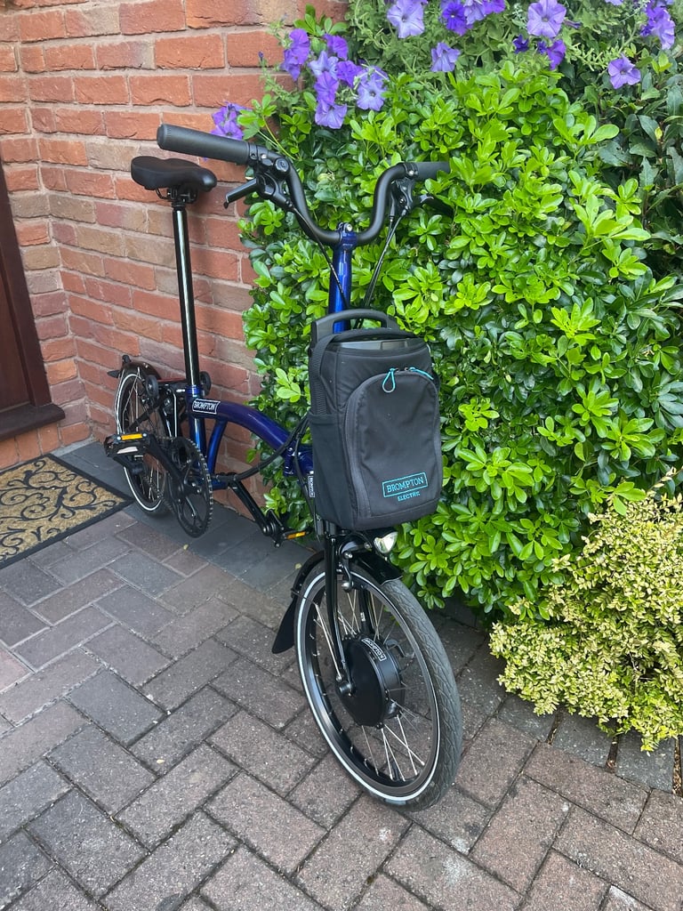 Brompton 2 Speed E-Bike: Completely as new: 147 miles from new
