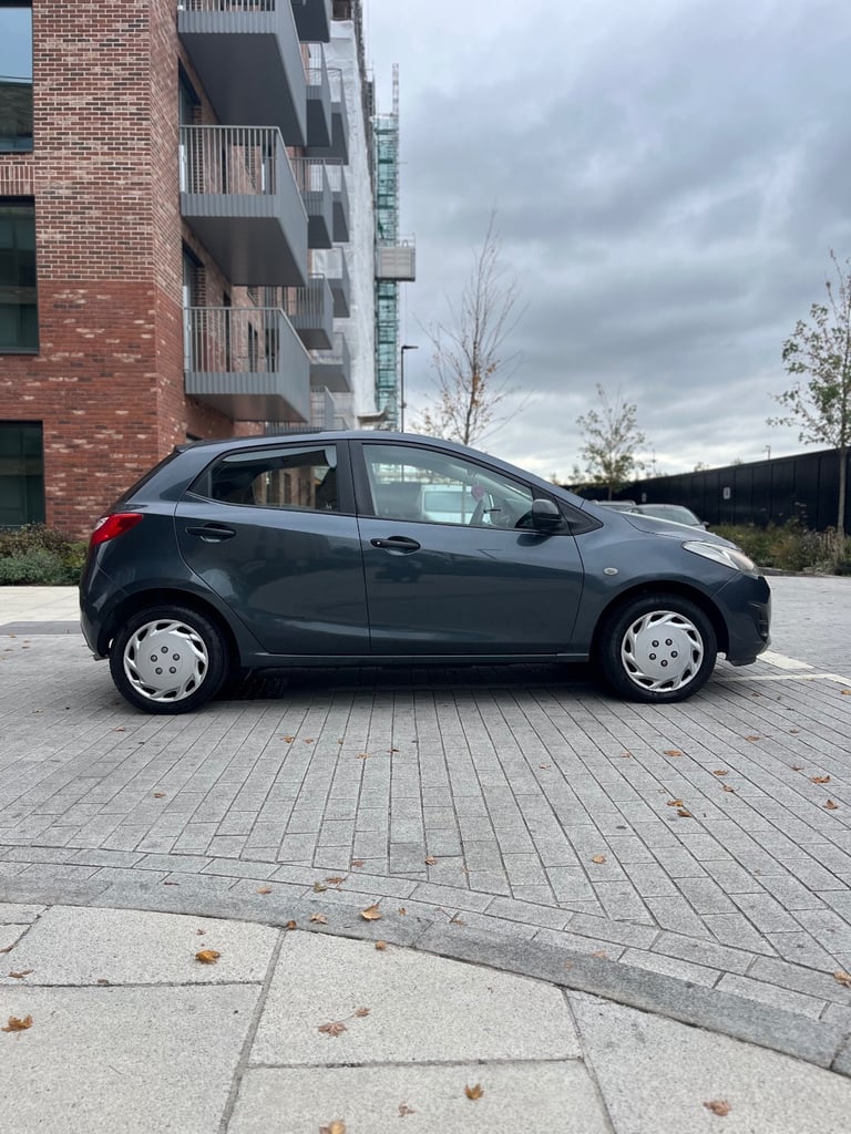 Mazda, 2, Hatchback, 2012, Manual, 1349 (cc), 5 doors