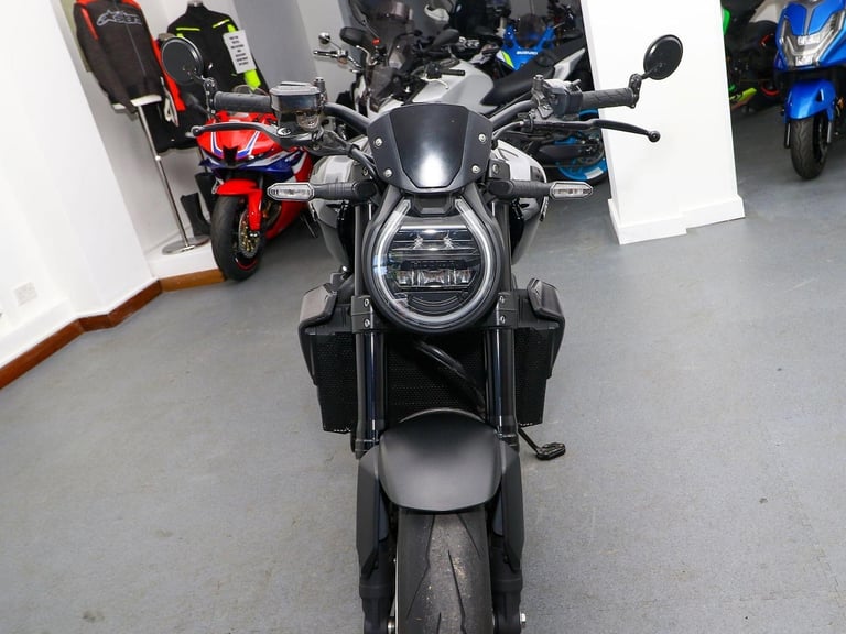 image for 2021 Honda CB1000R 1000 Naked Petrol Manual Euro 5 (146 ps)