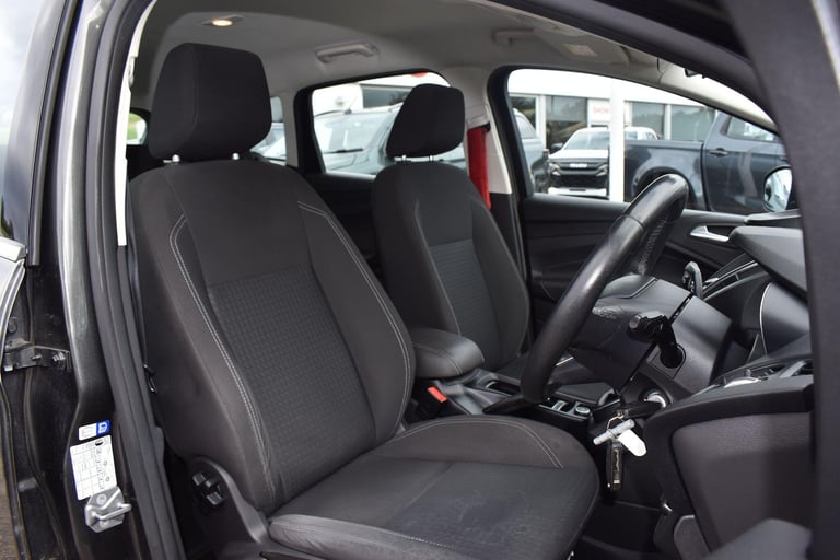 2018 Ford C-Max 1.0T EcoBoost Zetec Euro 6 (s/s) 5dr MPV Petrol Manual