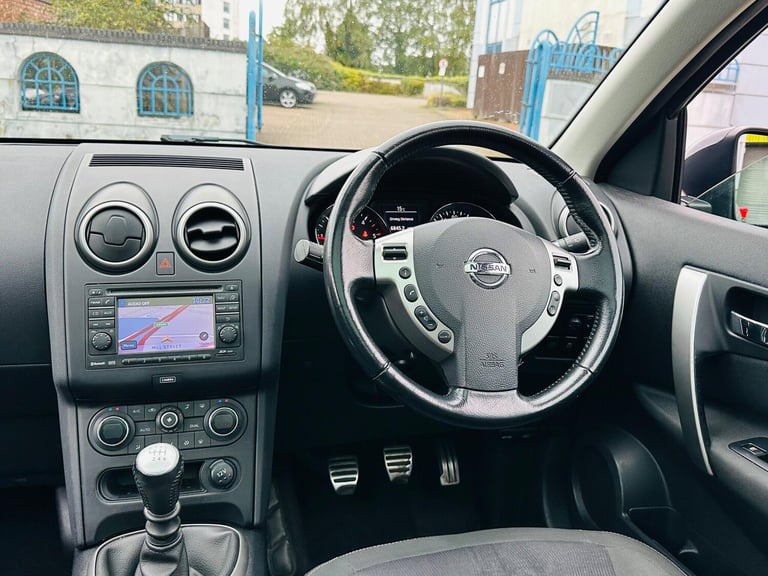 2013 Nissan Qashqai 1.6 dCi n-tec+ 2WD Euro 5 5dr HATCHBACK Diesel Manual