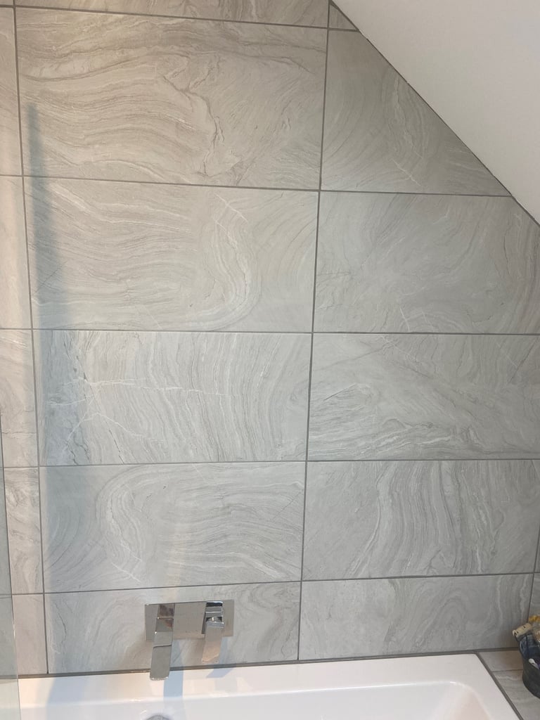 Varana Gris Porcelain Tiles by Gayaflores