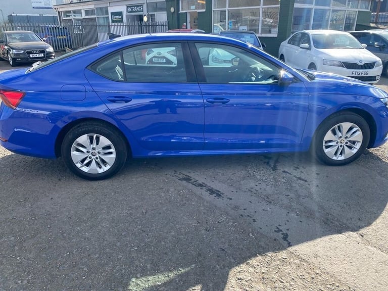 2023 Skoda Octavia 1.0 TSI SE Hatchback 5dr Petrol Manual Euro 6 (s/s) (110 ps) Hatchback Petrol ...