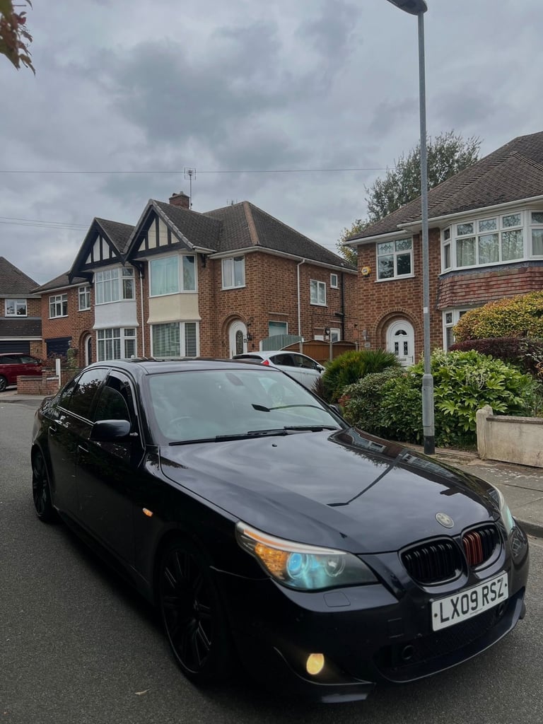 BMW, 5 SERIES, Saloon, 2009, Semi-Auto, 2993 (cc), 4 doors