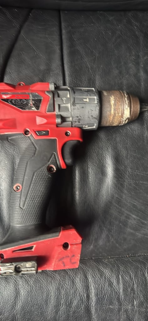 Milwaukee fuel 18v battery drill spares or repairs £10
