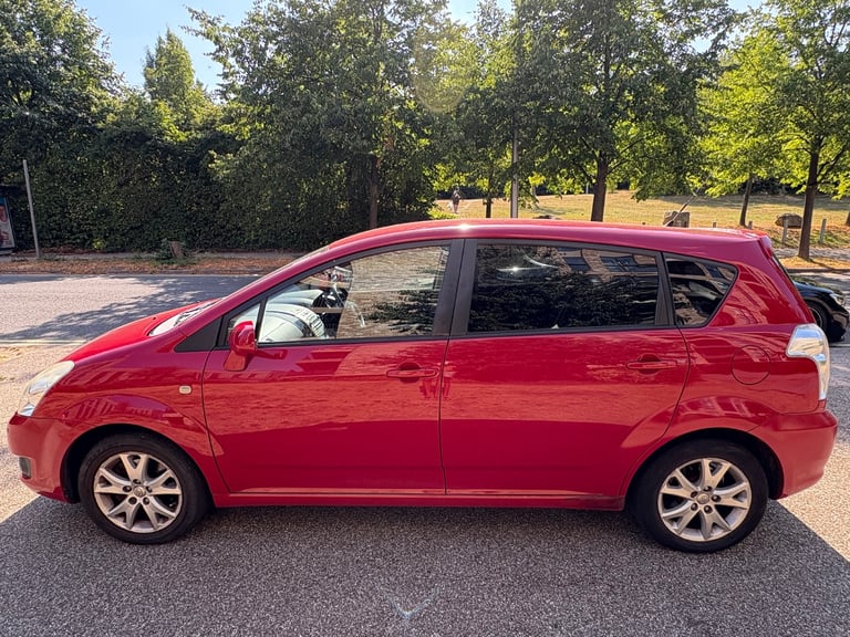 7 Seater Toyota VERSO 1.8 SR 2008 Auto 1.8 petrol,drives great,parking sensors,full serv. history 