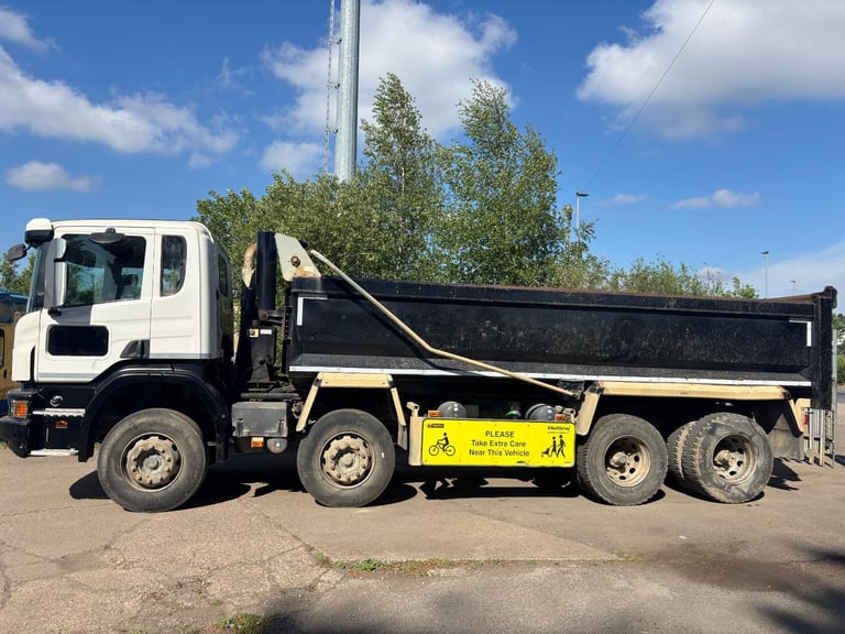 2017 67 Scania P410 8 Wheel tipper