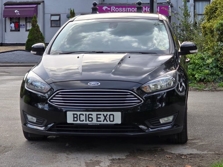 2016 Ford Focus 1.0 Manual Zetec EcoBoost 61000 Miles. NAV . PX OK. Petrol 5dr hatchback. HATCHBA...