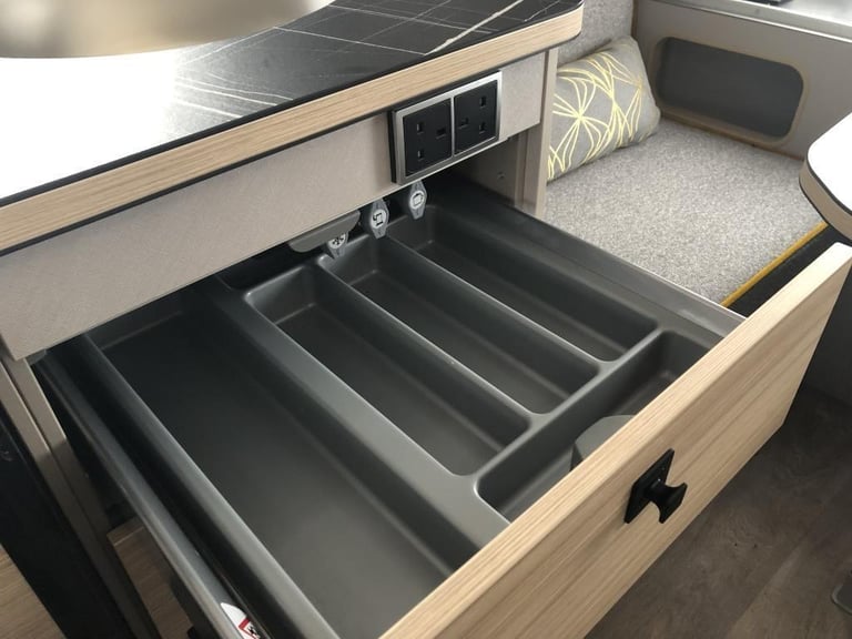 2023 ERIBA TOURING 310 BRAND NEW CARAVAN