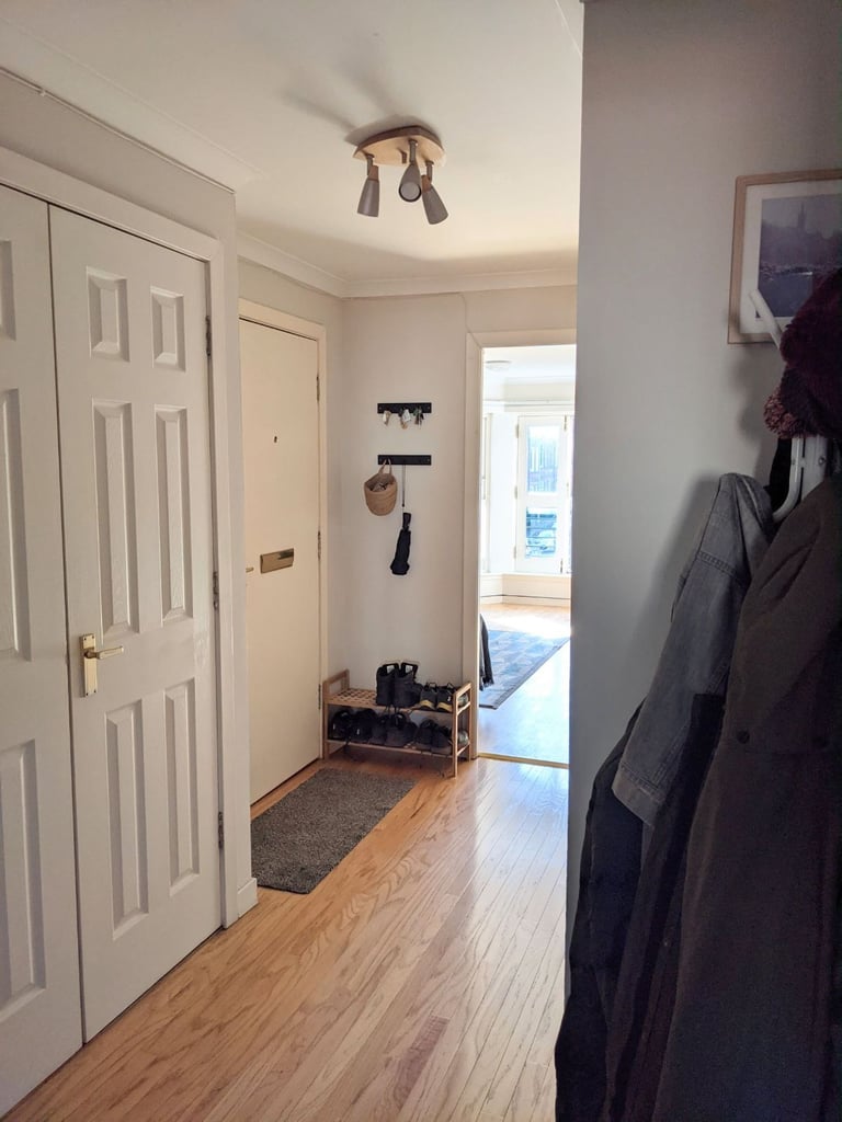 2 bed flat on Apsley Street, Partick