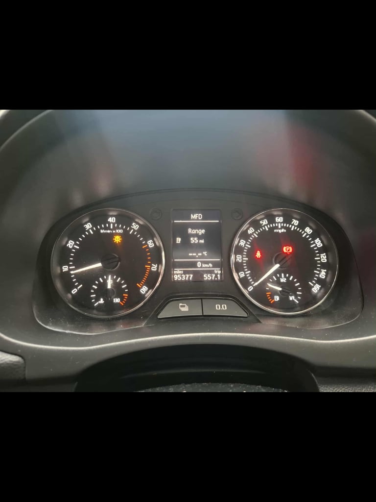 Skoda, FABIA, Hatchback, 2013, Manual, 1197 (cc), 5 doors