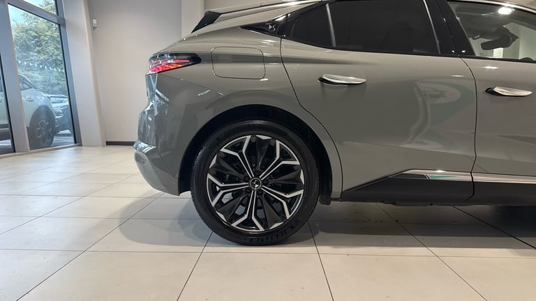 2025 DS Automobiles DS 4 1.6 E-TENSE Rivoli 5dr EAT8 HATCHBACK PETROL/ELECTRIC Automatic