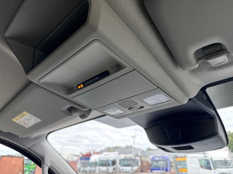  Volkswagen Transporter Panel Van 2.0 Tdi T32 Commerce Plus Panel Van 5dr