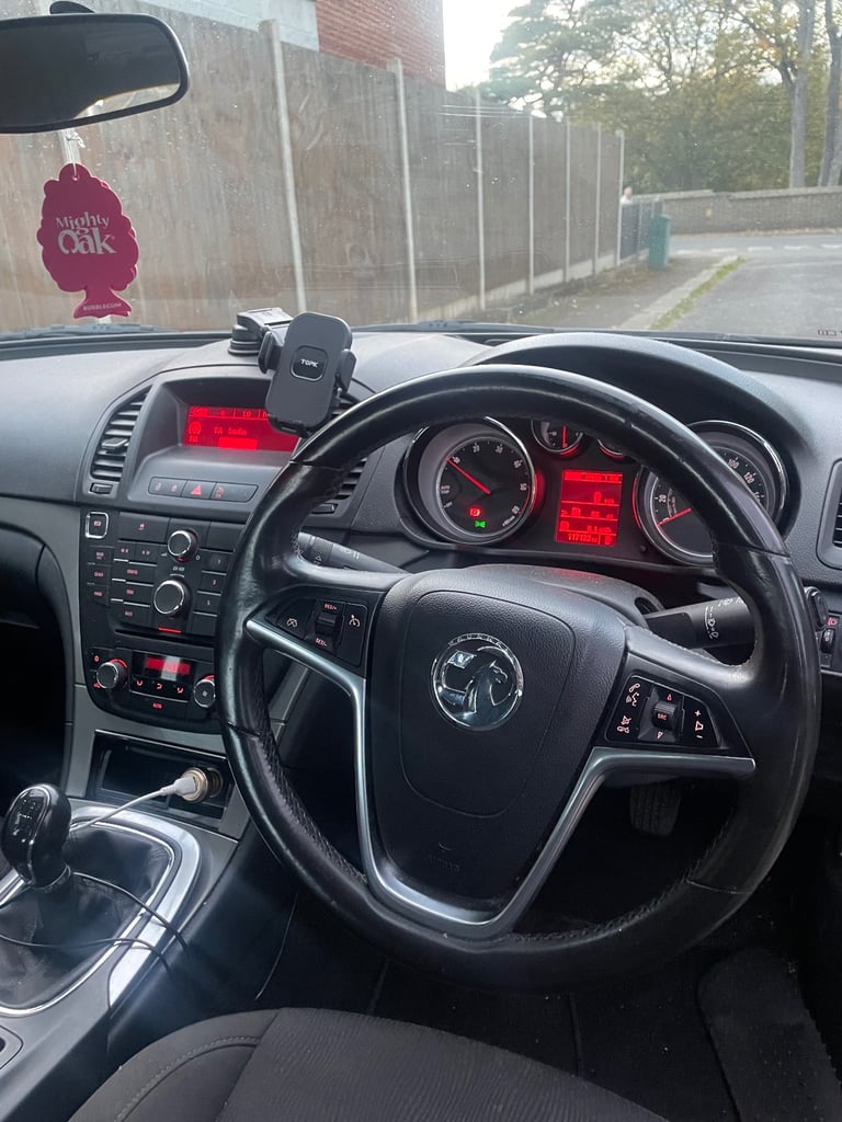 Vauxhall, INSIGNIA, Hatchback, 2013, Manual, 1956 (cc), 5 doors