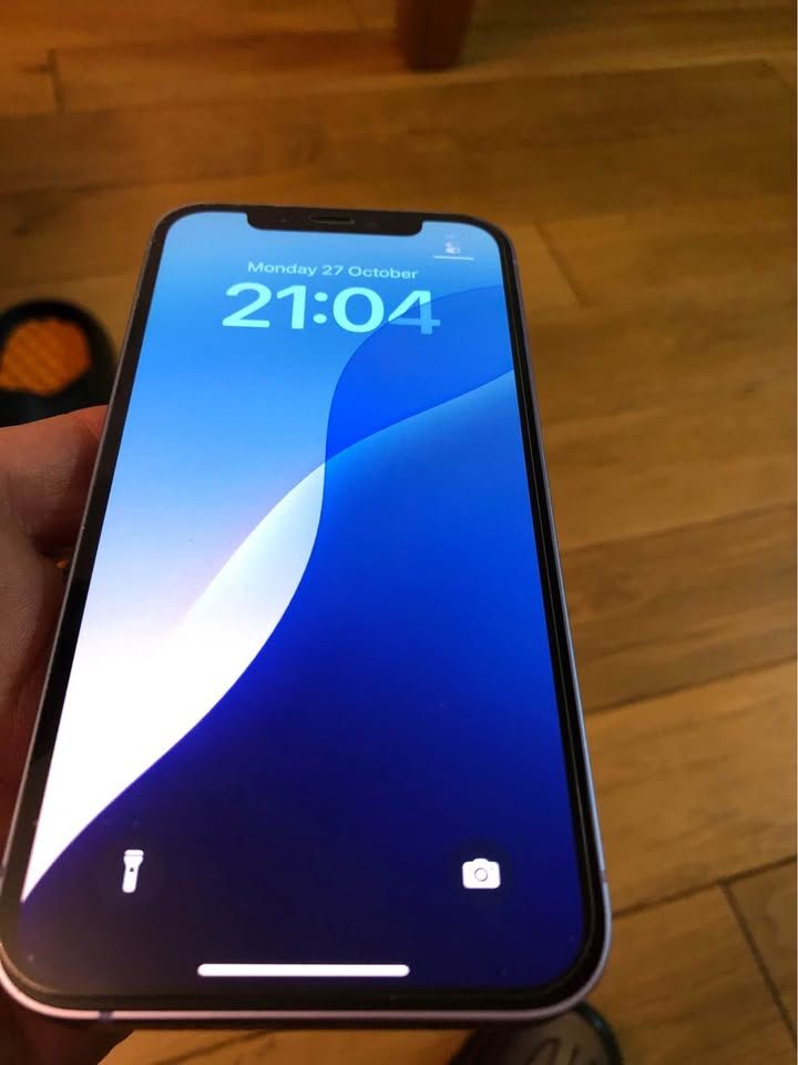 iPhone 12 unlocked 64gb