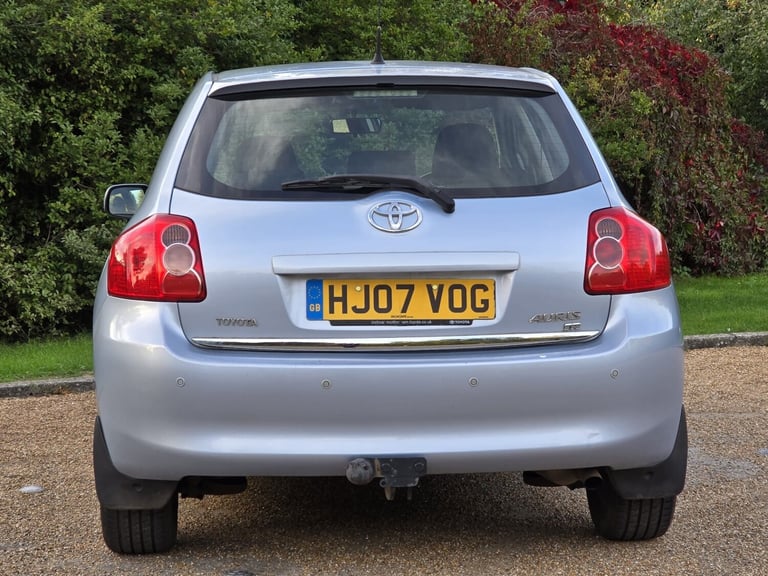 2007 Toyota Auris 1.6 Automatic VVTi TR MM 5dr . 87000 Miles . CHEAP on Fuel. GOOD Car. HATCHBACK...