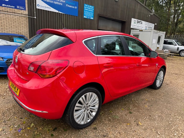 2014 Vauxhall Astra 1.6 16v Excite Euro 5 5dr HATCHBACK Petrol Manual