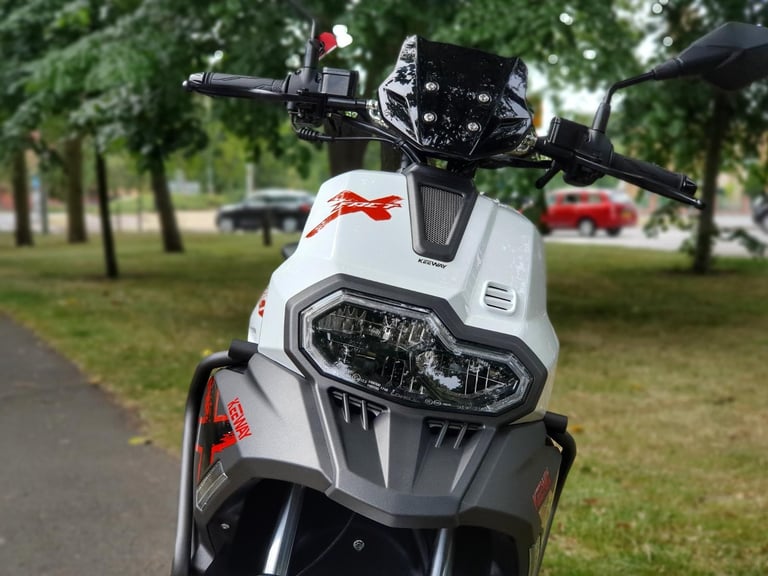 NEW Keeway Fact X 50 CBT Learner Legal Sport Scooter with Two Year Warranty