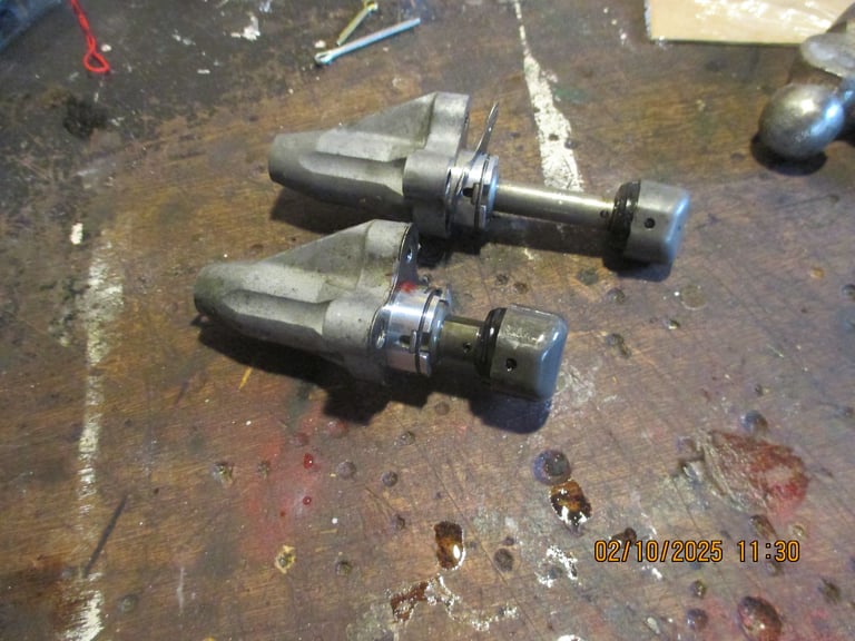 VFR800 VTEC. CAM CHAIN TENSIONERS (overhauled tested)