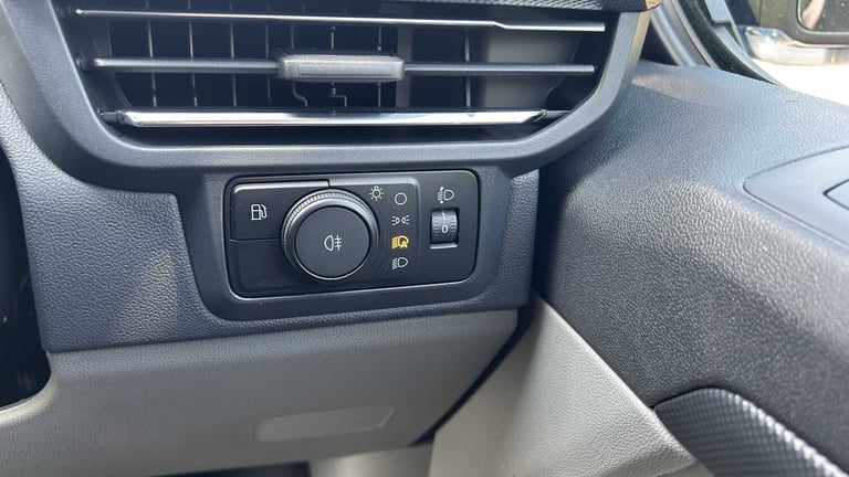 2024 Ford Transit Custom 2.5 PHEV 232ps H1 Van Limited Auto PANEL VAN PETROL/ELECTRIC Automatic