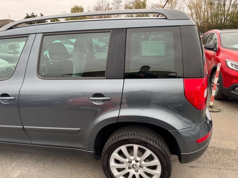 2015 Skoda Yeti 2.0 Turbo Diesel (TDI), SE Edition, Outdoor Packl, Manual. HATCHBACK Diesel Manual