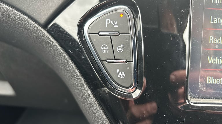 2019 Vauxhall Corsa 1.4 SE Nav 5dr HATCHBACK PETROL Manual