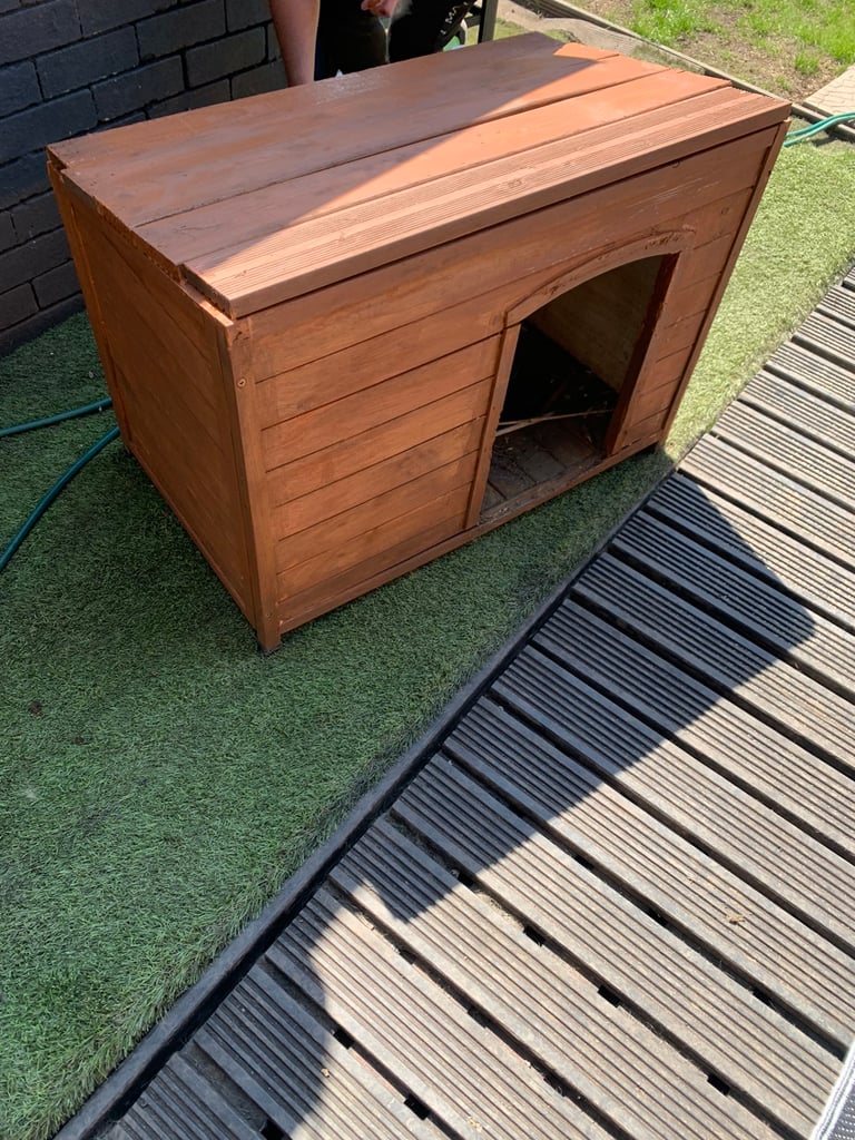 Dog kennel rabbit hutch 