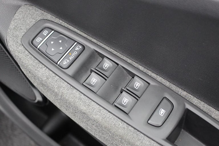 2020 Renault Zoe 100kW i GT Line R135 50kWh 5dr Auto HATCHBACK ELECTRIC Automatic