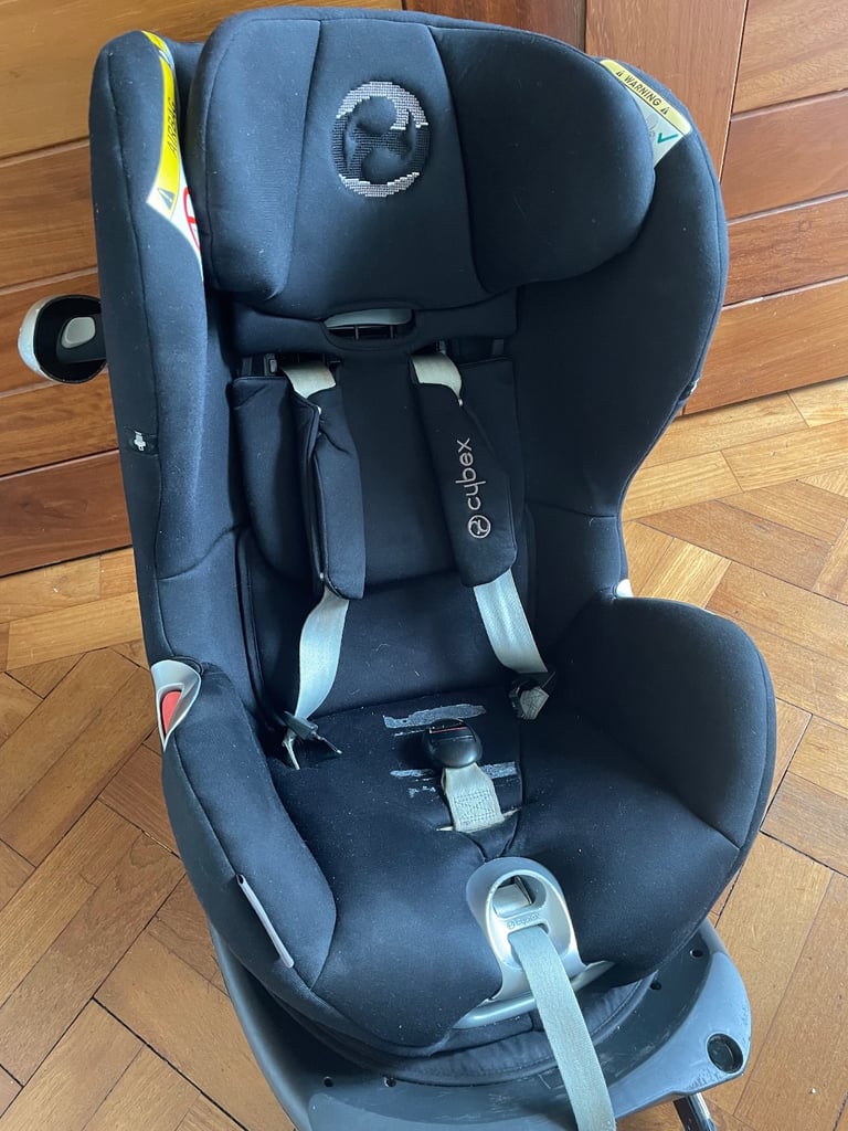 Cybex Sirona Q i size car seat