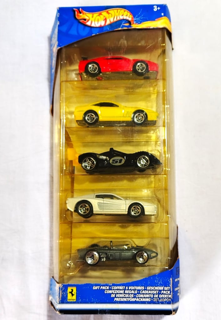 image for Hot Wheels Mattel Ferrari 5 car Highway 35th Anniversary Gift Pack.