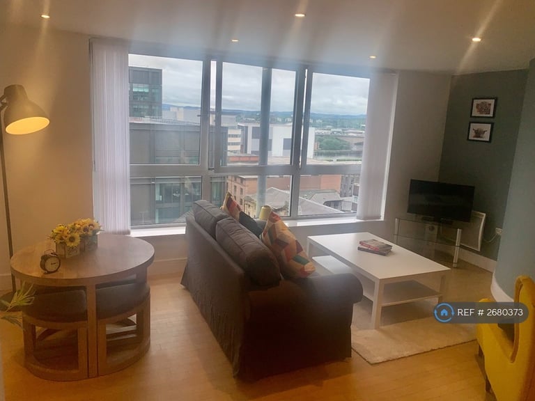 2 bedroom flat in Argyle Street, Glasgow, G2 (2 bed) (#2680373)