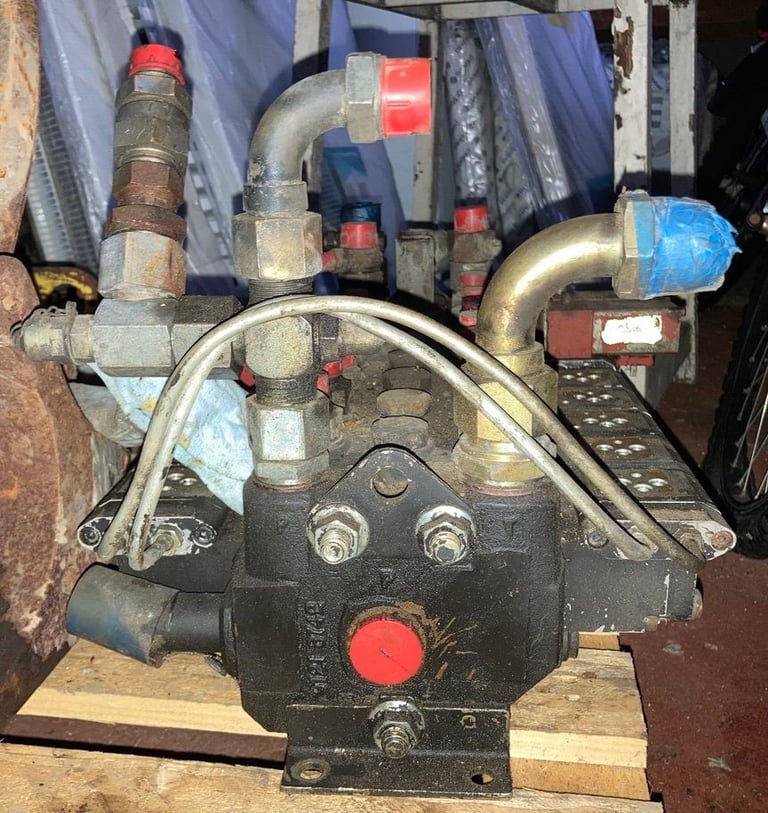 Hydraulic valve block - untested