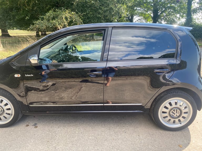 Volkswagen, UP ! Black limited edition . 5 door Hatchback, 2012, Manual, 999 (cc), 3 doors