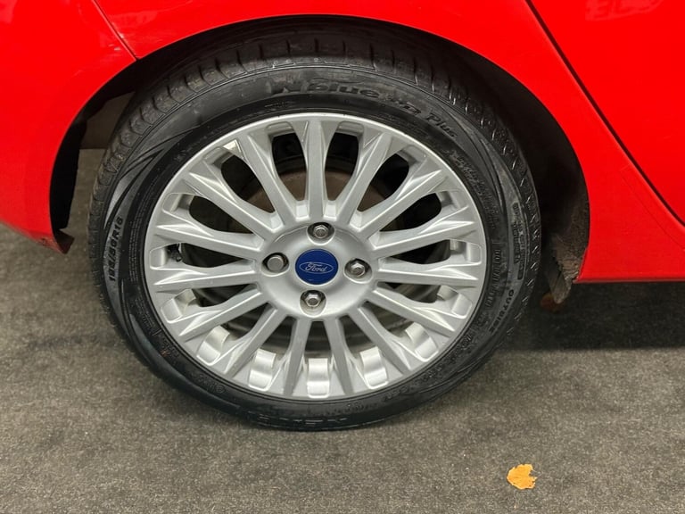 2013 Ford Fiesta 1.0 EcoBoost Titanium 5dr HATCHBACK PETROL Manual