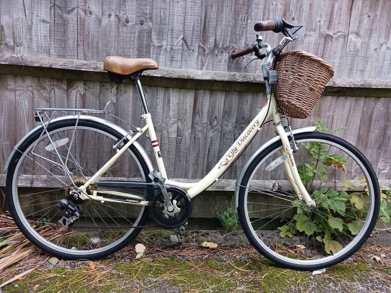 Ladies Town Bike