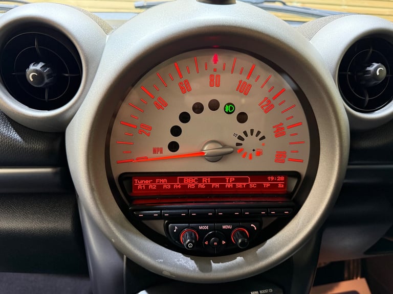 2012 Mini Countryman 2.0 Cooper SD SUV 5dr Diesel Auto ALL4 Euro 5 (143 ps)