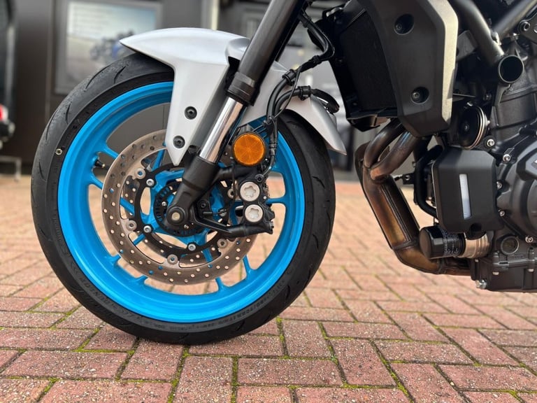 YAMAHA MT-07 Y-AMT 2025 - 1 OWNER - 249 MILES - ICE STORM - EXTRAS FITTED
