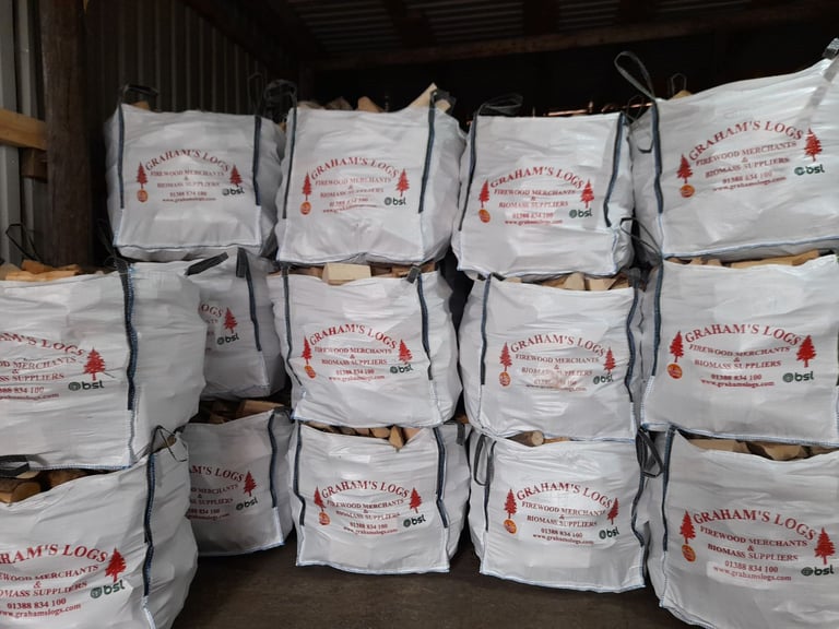 Hardwood logs kiln dried dumpy bags