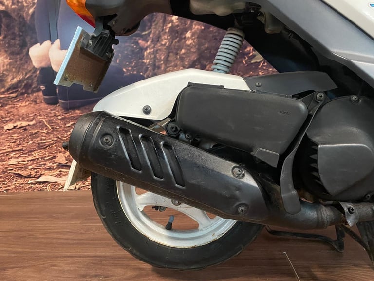 1992 JDM Suzuki Super Mollet 50 2-stroke scooter