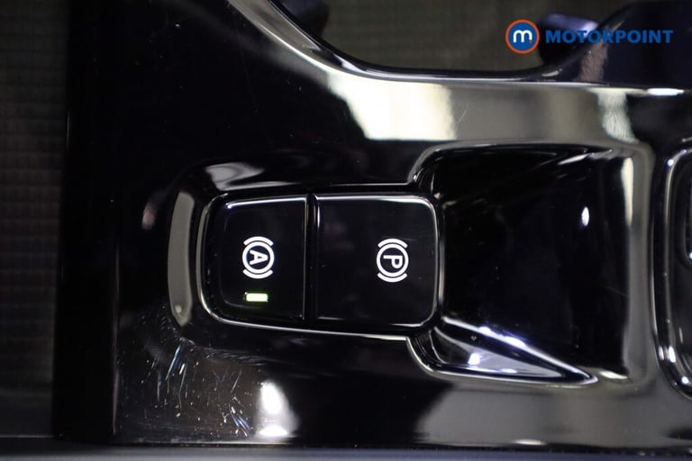 2022 Volvo XC40 1.5 T4 Recharge PHEV Plus Dark 5dr Auto ESTATE PETROL/ELECTRIC Automatic