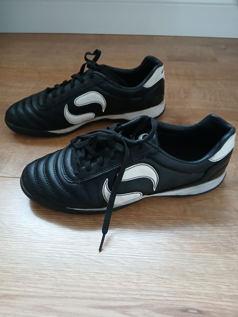 image for Sondico Astro Turf Trainers - size 8