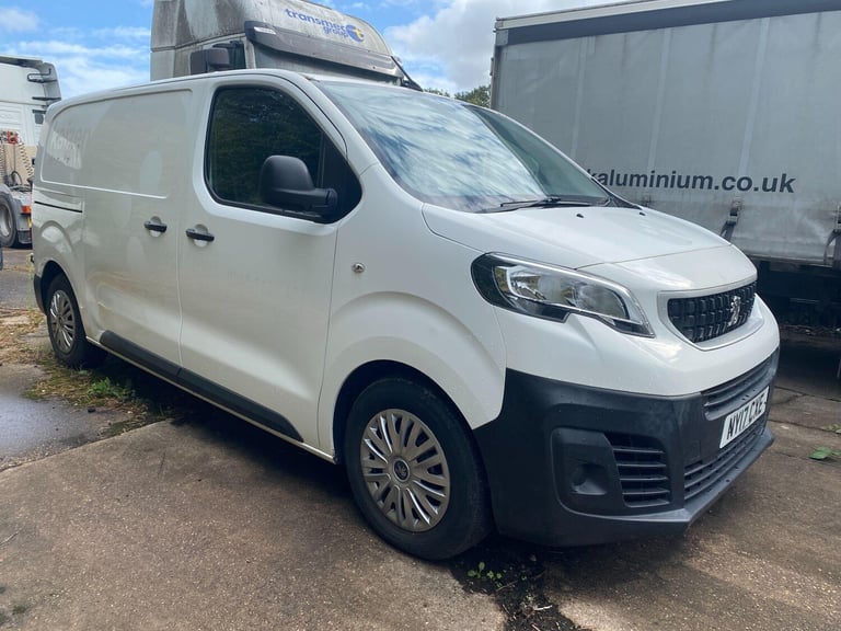 2017 Peugeot Expert 1.6 BlueHDi 1000 S Standard Panel Van MWB Euro 6 6dr PANEL VAN Diesel Manual